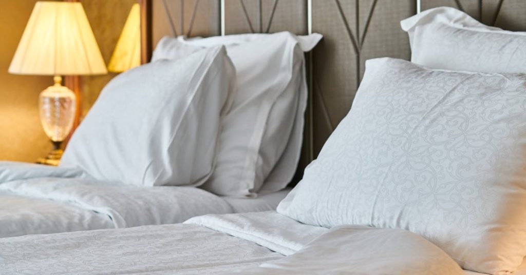 bedcover hotel